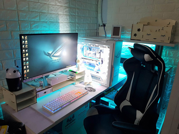 may tinh de ban choi game i7